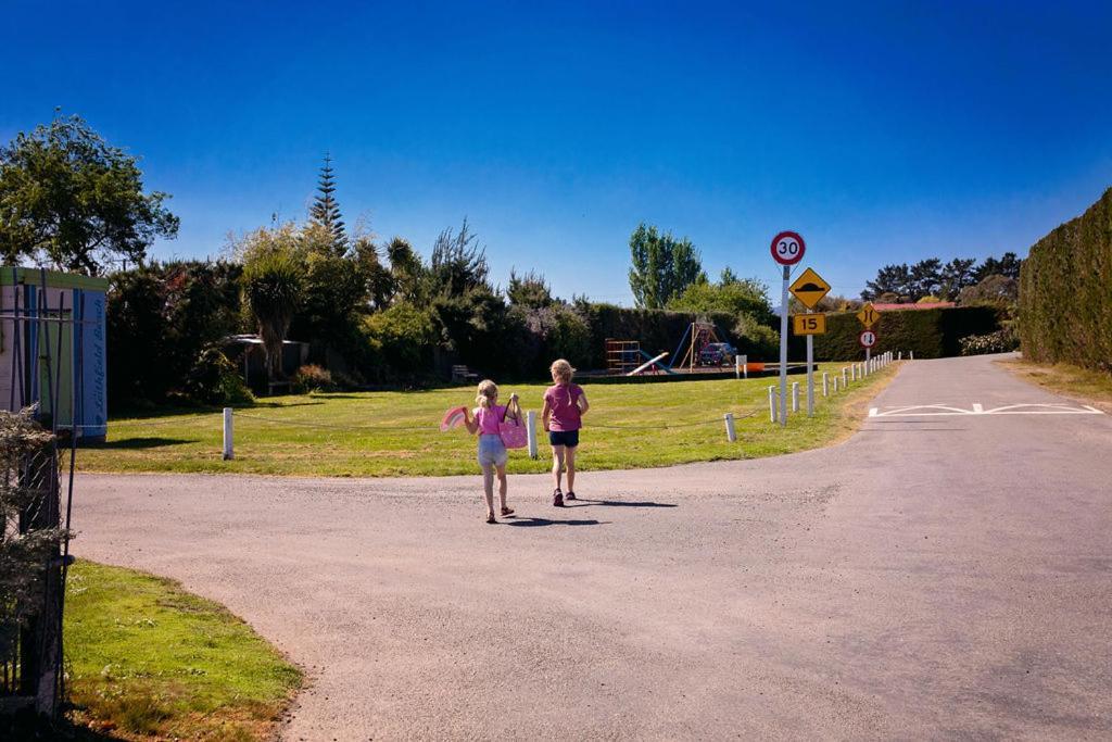 Leithfield Beach Holiday Park Exterior foto